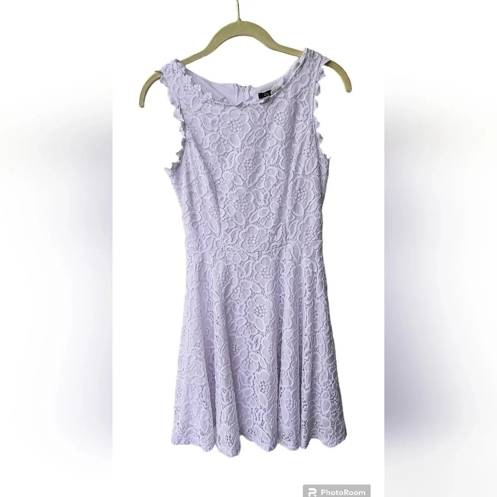City Studio Lacy White Embossed Feminine Romantic Girly Juniors Dress, Size 3